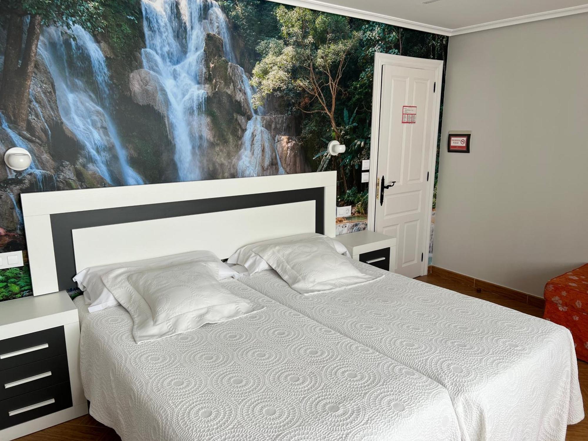 La Solana Montanesa Hotell Comillas Eksteriør bilde